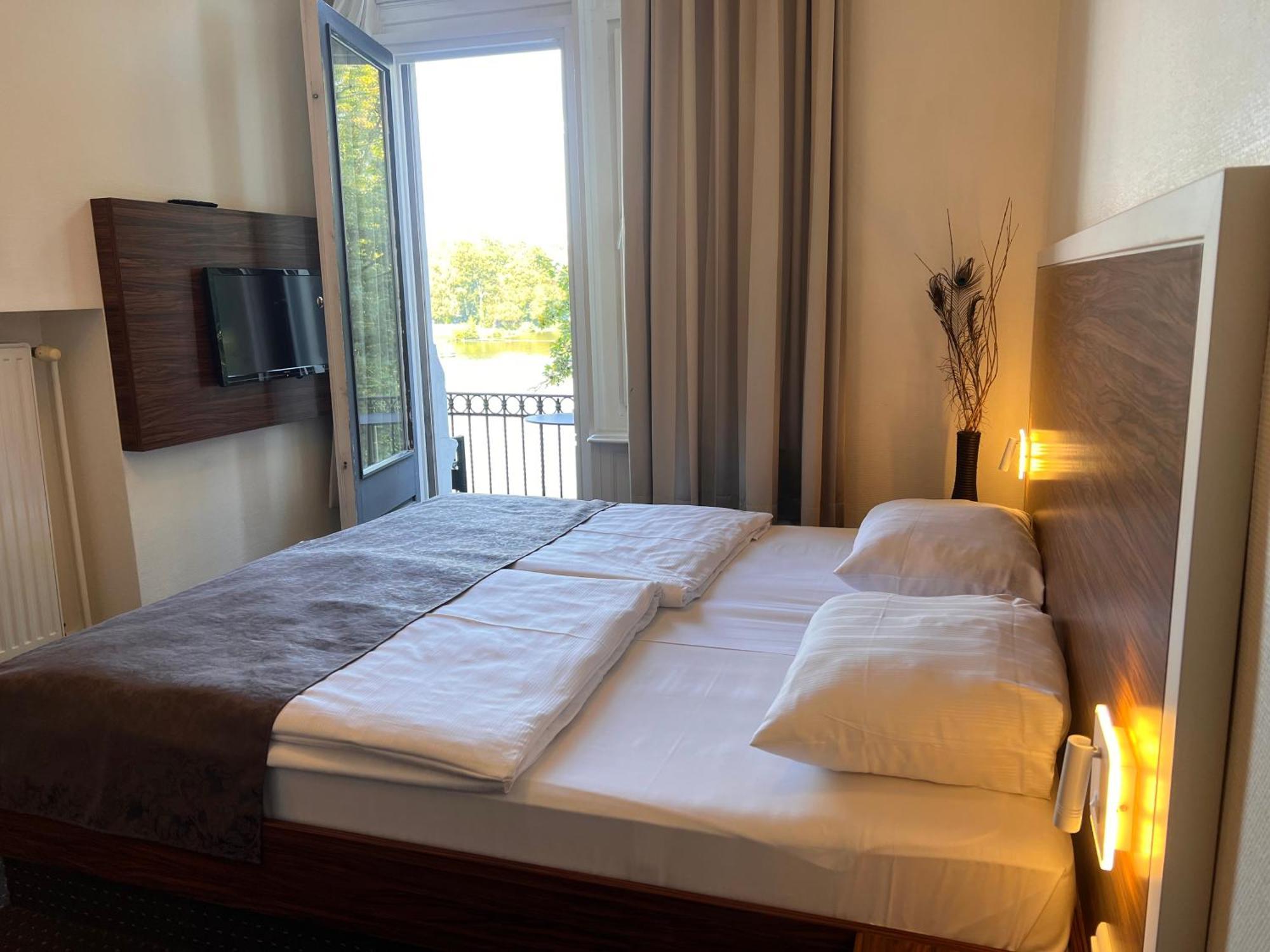 Hotel Excellent Lubeka Zewnętrze zdjęcie
