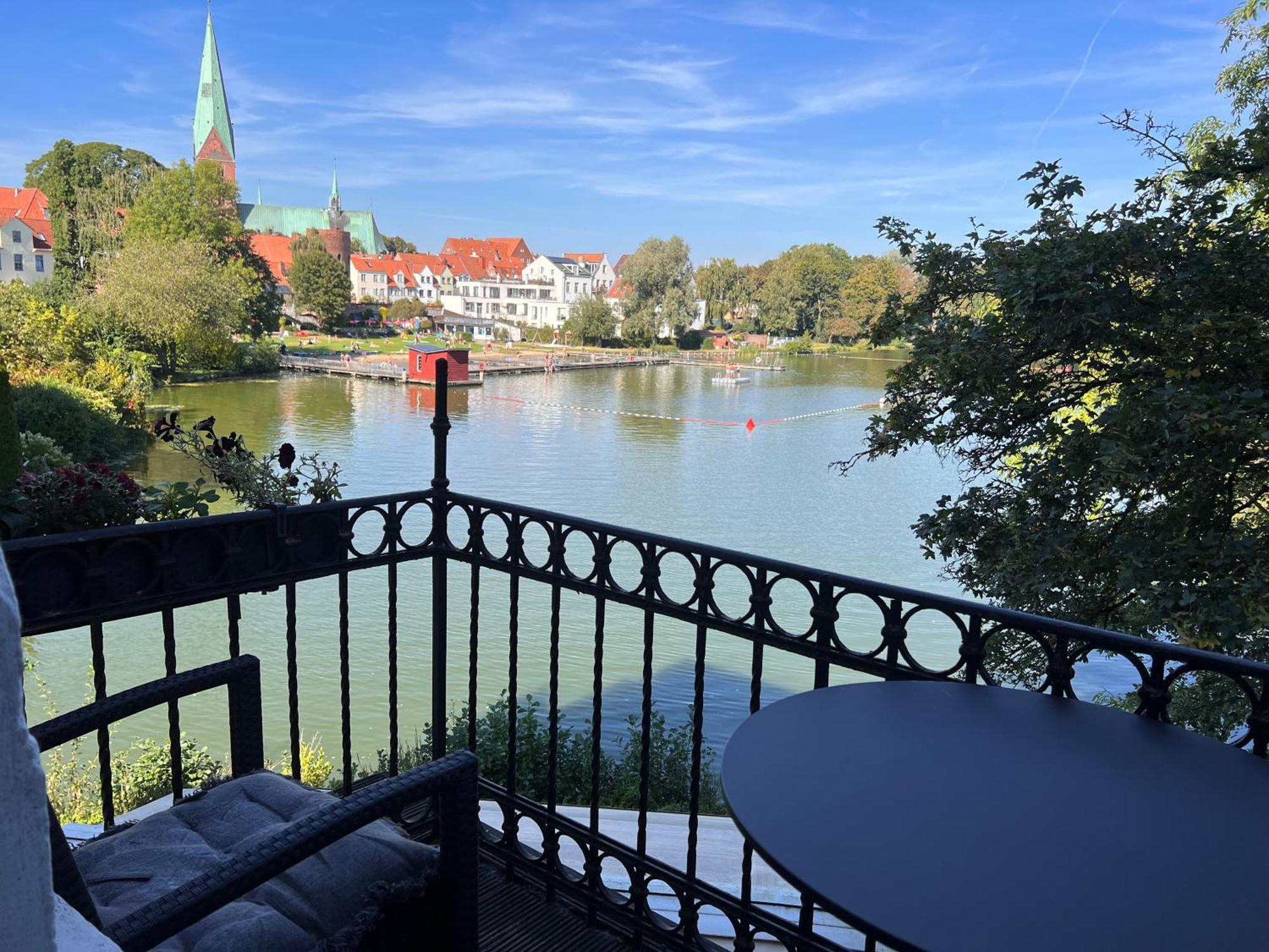 Hotel Excellent Lubeka Zewnętrze zdjęcie